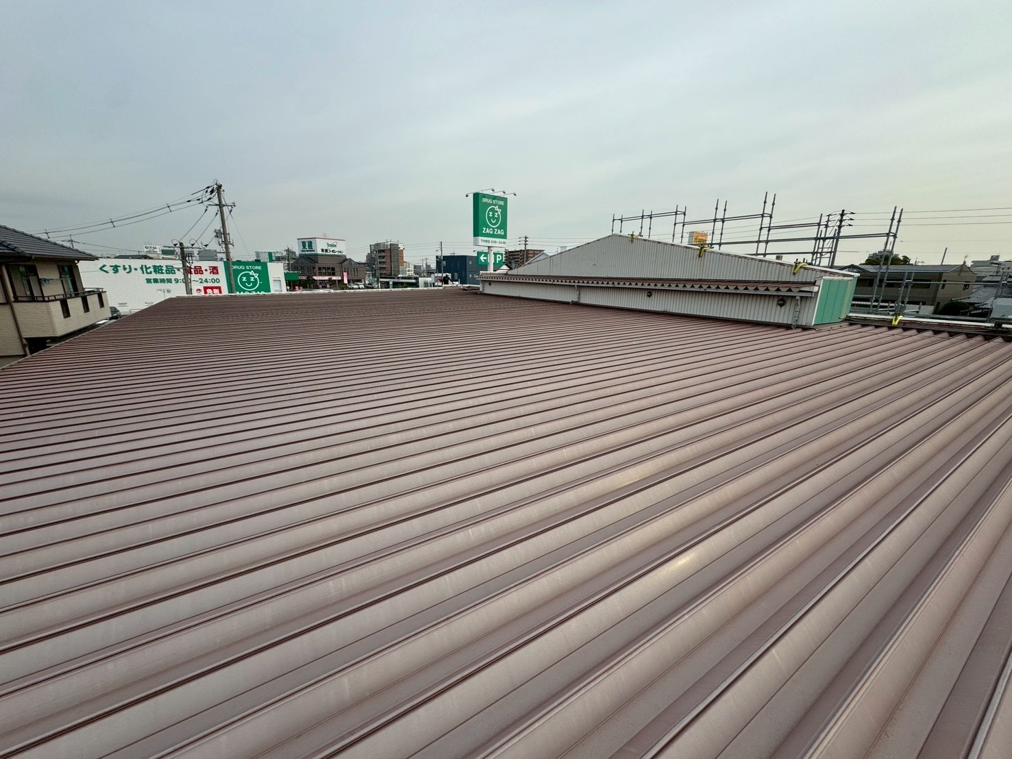 折板屋根塗装改修工事