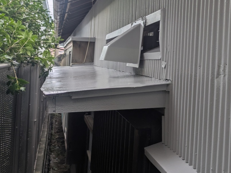 静岡県富士市の一戸建ての塗装工事（取替）の施工後（2枚目）｜きずき塗装株式会社の施工事例