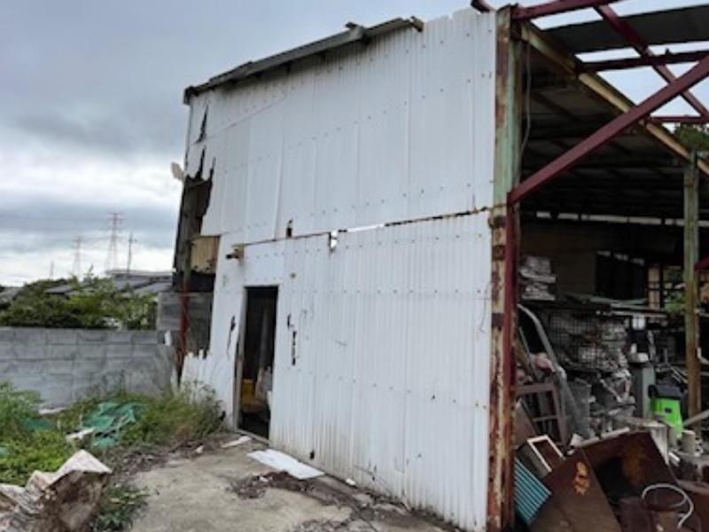茨城県那珂市の一戸建ての屋根工事（取替）の施工前（2枚目）｜株式会社鈴木建築板金の施工事例
