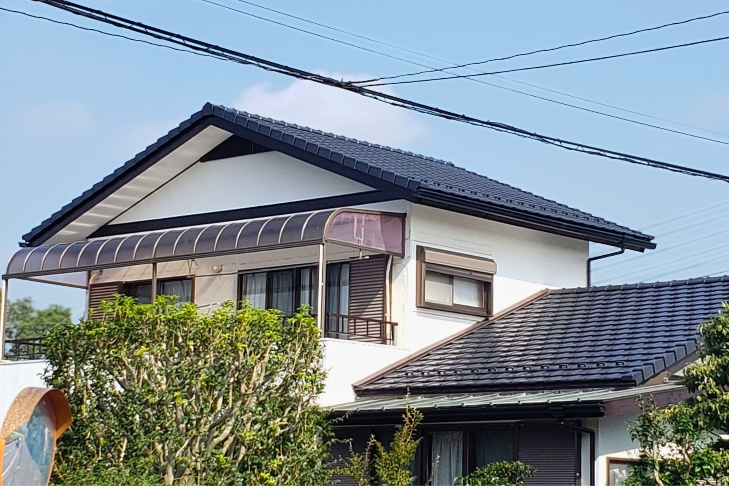 外回りフルリフォーム後の屋根(施工後)