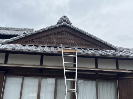 屋根妻側改修工事